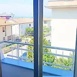 Apartment Marotta, 300 Mt Dal Mare, Parcheggio, 3 Camere, 10 Letti Marotta