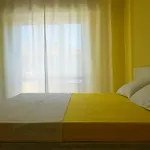 Apartment Marotta, 300 Mt Dal Mare, Parcheggio, 3 Camere, 10 Letti Marotta