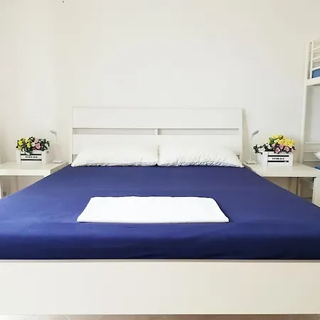Апартаменты Marotta, 300 Mt Dal Mare, Sea & Apartments, Sea&business, Wi-fi Fibra, Parking, 3 Camere, 10 Letti *