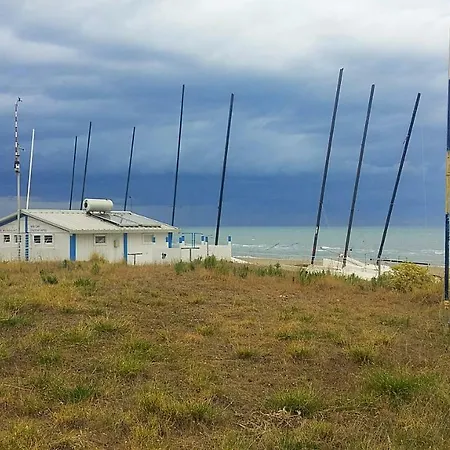 Marotta, 300 Mt Dal Mare, Sea & Apartments, Sea&business, Wi-fi Fibra, Parking, 3 Camere, 10 Letti Маротта