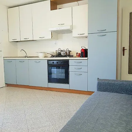 Marotta, 300 Mt Dal Mare, Sea & Apartments, Sea&business, Wi-fi Fibra, Parking, 3 Camere, 10 Letti Апартаменты Маротта