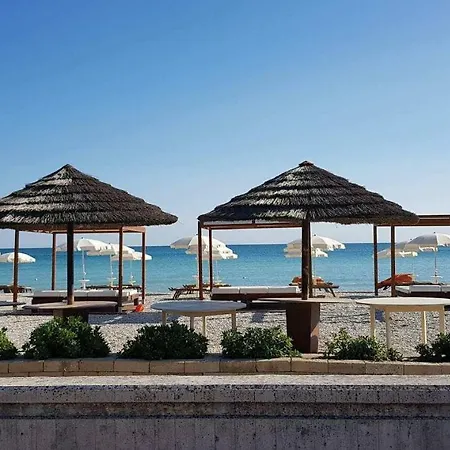 Апартаменты Marotta, 300 Mt Dal Mare, Sea & Apartments, Sea&business, Wi-fi Fibra, Parking, 3 Camere, 10 Letti *